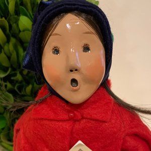 Byers' Choice Ltd. Xmas Salvation Army GirlCaroler